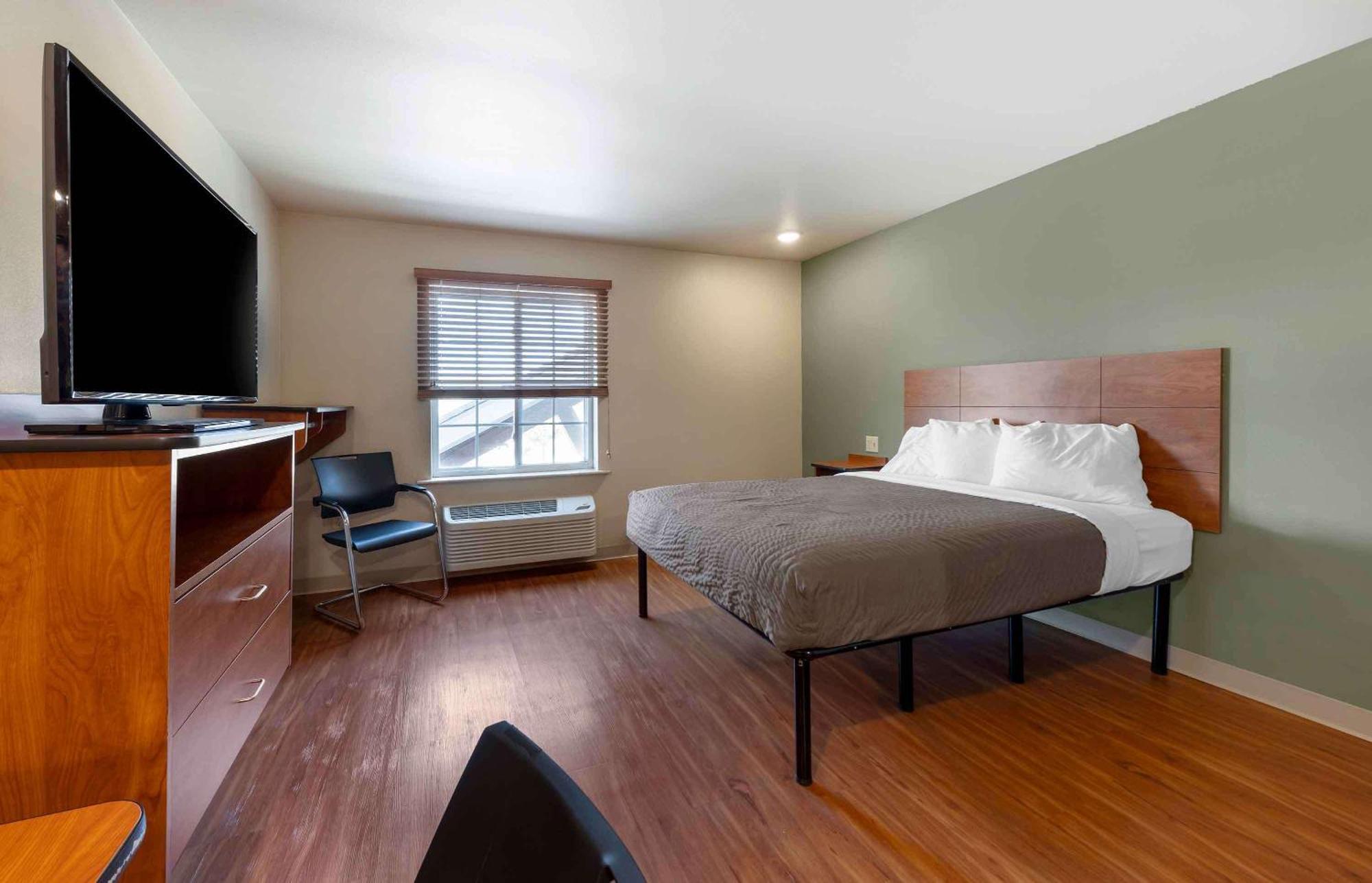 Extended Stay America Select Suites - Oklahoma City - West Экстерьер фото