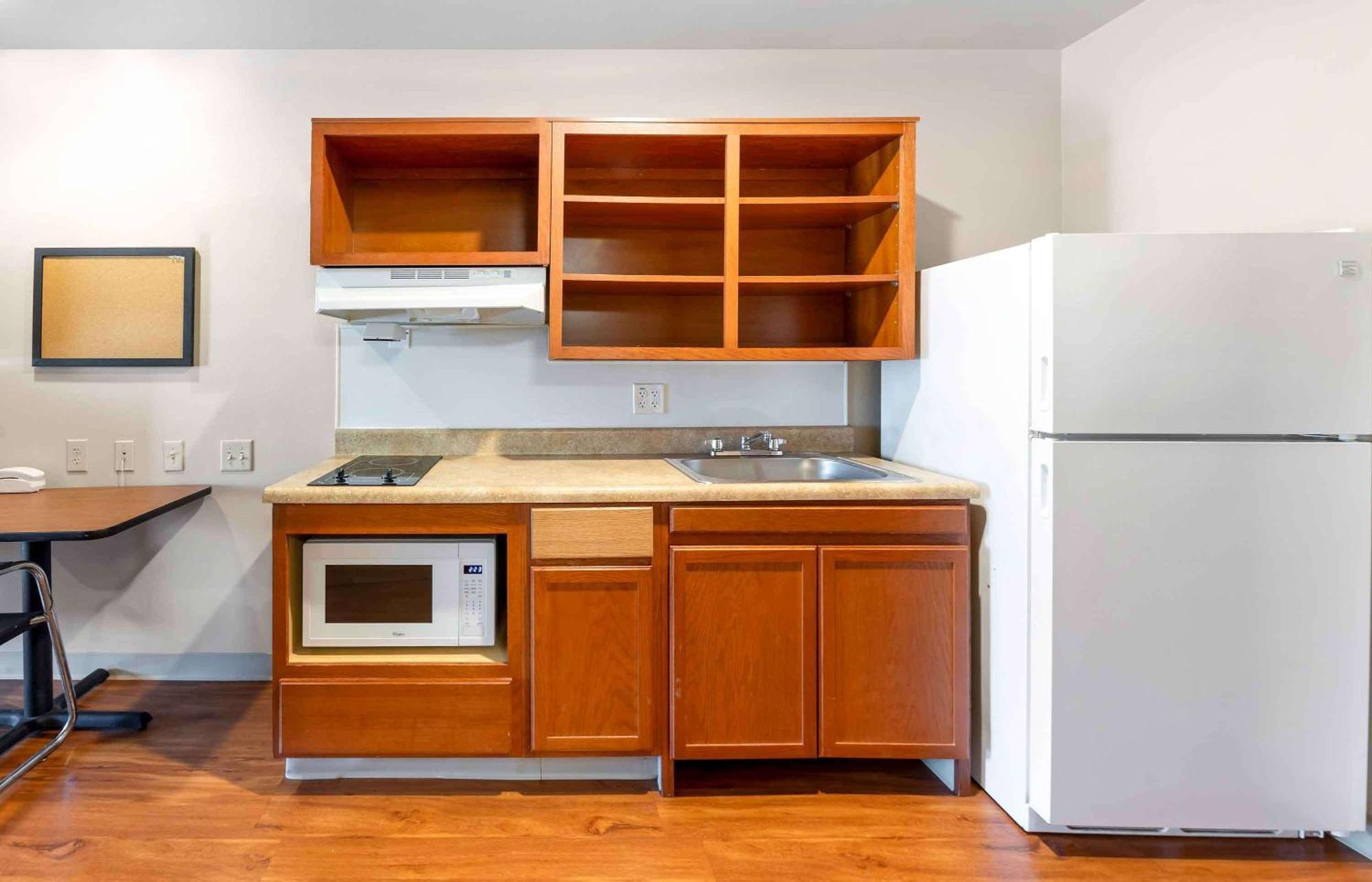 Extended Stay America Select Suites - Oklahoma City - West Экстерьер фото